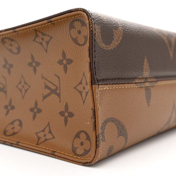 Louis Vuitton - OnTheGo Reverse Monogram PM - Picture 2 of 9